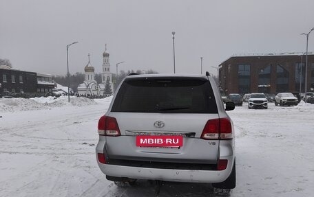 Toyota Land Cruiser 200, 2010 год, 2 600 000 рублей, 5 фотография