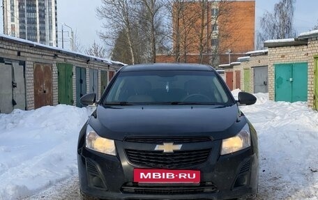 Chevrolet Cruze II, 2013 год, 560 000 рублей, 2 фотография
