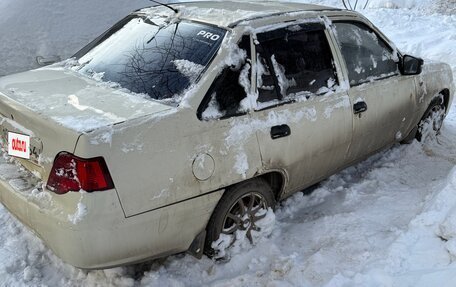 Daewoo Nexia I рестайлинг, 2011 год, 68 000 рублей, 3 фотография