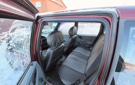 Chevrolet Niva I рестайлинг, 2003 год, 395 000 рублей, 17 фотография