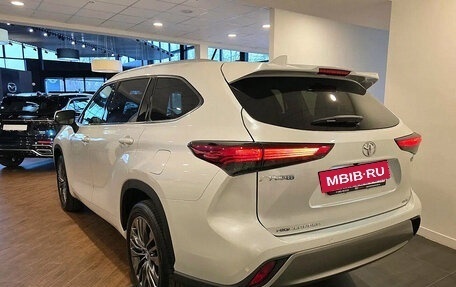 Toyota Highlander, 2025 год, 5 590 000 рублей, 2 фотография