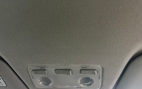 Toyota Vitz, 2018 год, 1 054 000 рублей, 24 фотография