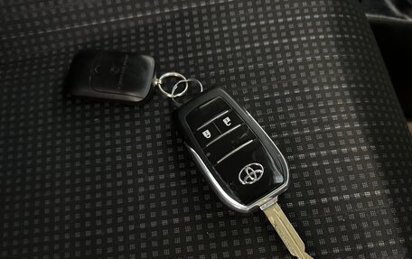 Toyota Vitz, 2018 год, 1 054 000 рублей, 38 фотография