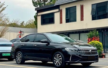 Volkswagen Lavida, 2023 год, 1 300 000 рублей, 3 фотография