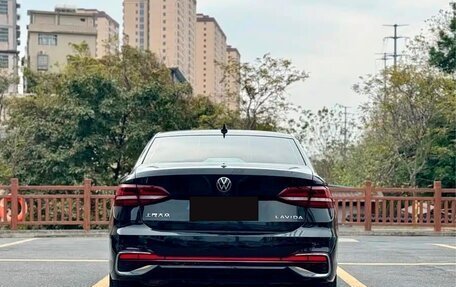 Volkswagen Lavida, 2023 год, 1 300 000 рублей, 5 фотография