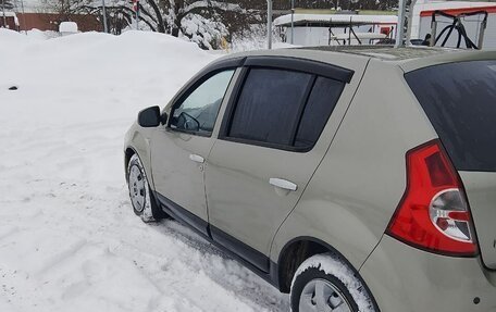 Renault Sandero I, 2011 год, 550 000 рублей, 2 фотография