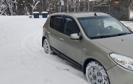 Renault Sandero I, 2011 год, 550 000 рублей, 3 фотография