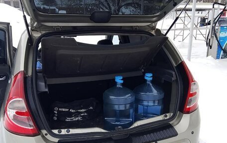 Renault Sandero I, 2011 год, 550 000 рублей, 12 фотография