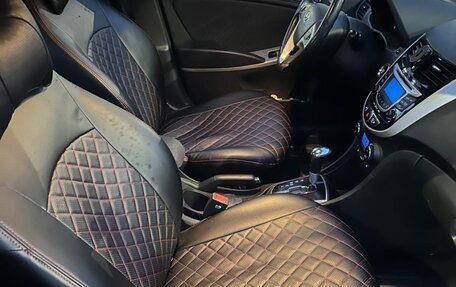 Hyundai Solaris II рестайлинг, 2011 год, 550 000 рублей, 5 фотография