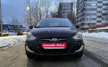 Hyundai Solaris II рестайлинг, 2011 год, 550 000 рублей, 2 фотография