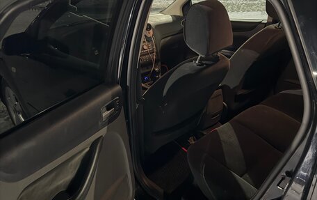 Ford Focus II рестайлинг, 2006 год, 440 000 рублей, 18 фотография