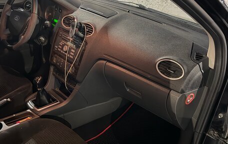 Ford Focus II рестайлинг, 2006 год, 440 000 рублей, 15 фотография