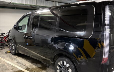 Hyundai Staria, 2021 год, 5 650 000 рублей, 2 фотография