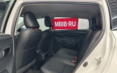 Toyota Yaris XP150 рестайлинг, 2021 год, 1 200 000 рублей, 10 фотография