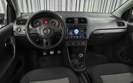 Volkswagen Polo VI (EU Market), 2012 год, 748 000 рублей, 6 фотография