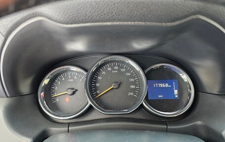 Renault Duster I рестайлинг, 2017 год, 1 200 000 рублей, 19 фотография