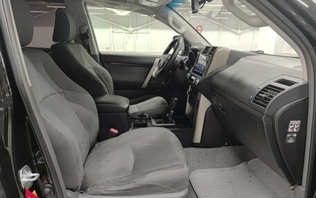 Toyota Land Cruiser Prado 150 рестайлинг 2, 2011 год, 2 750 000 рублей, 11 фотография