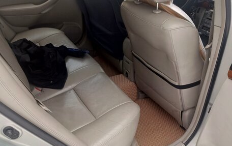 Toyota Avensis III рестайлинг, 2007 год, 750 000 рублей, 9 фотография