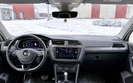 Volkswagen Tiguan II, 2019 год, 3 499 000 рублей, 8 фотография