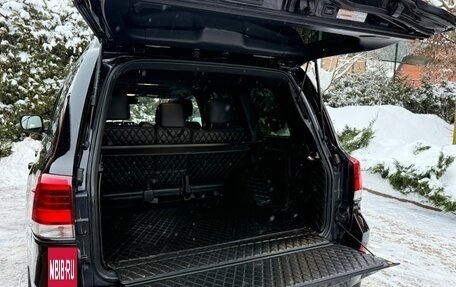 Toyota Land Cruiser 200, 2018 год, 7 490 000 рублей, 6 фотография