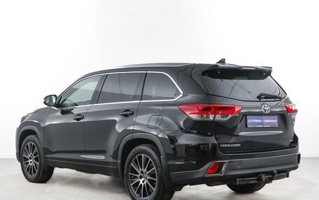 Toyota Highlander III, 2017 год, 3 489 050 рублей, 2 фотография