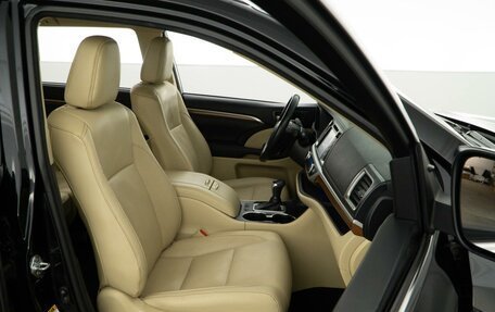 Toyota Highlander III, 2017 год, 3 489 050 рублей, 8 фотография