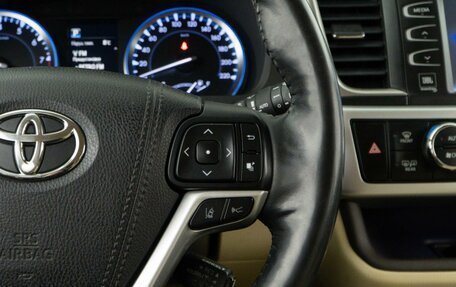 Toyota Highlander III, 2017 год, 3 489 050 рублей, 13 фотография