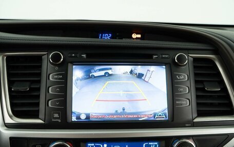 Toyota Highlander III, 2017 год, 3 489 050 рублей, 24 фотография