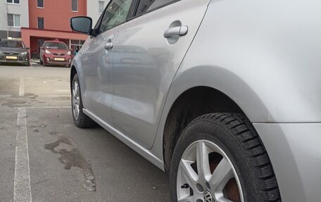 Volkswagen Polo VI (EU Market), 2013 год, 710 000 рублей, 3 фотография