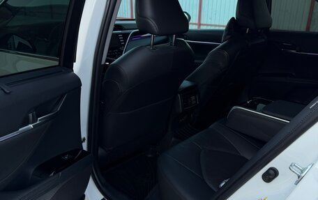 Toyota Camry, 2018 год, 3 100 000 рублей, 12 фотография