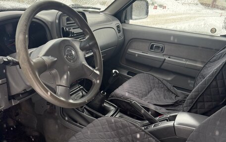 Nissan NP300, 2008 год, 1 000 000 рублей, 10 фотография