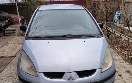 Mitsubishi Colt VI рестайлинг, 2006 год, 345 000 рублей, 2 фотография