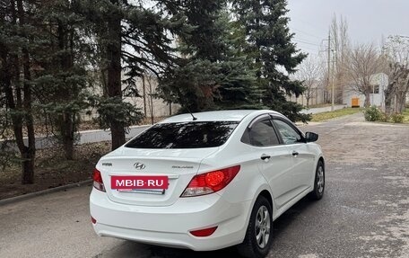 Hyundai Solaris II рестайлинг, 2011 год, 820 000 рублей, 7 фотография
