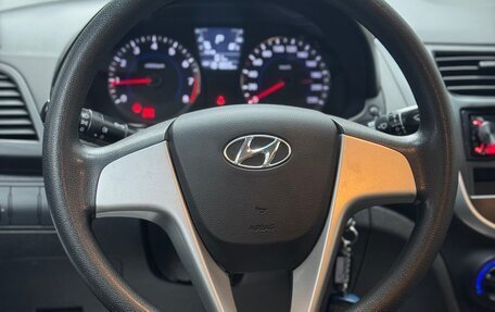 Hyundai Solaris II рестайлинг, 2011 год, 820 000 рублей, 17 фотография