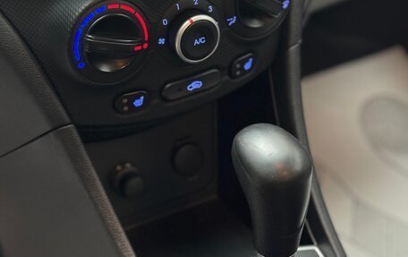 Hyundai Solaris II рестайлинг, 2011 год, 820 000 рублей, 20 фотография