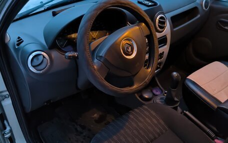 Renault Logan I, 2013 год, 500 000 рублей, 6 фотография