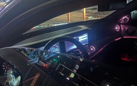 Mercedes-Benz E-Класс, 2016 год, 3 500 000 рублей, 10 фотография