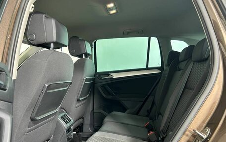 Volkswagen Tiguan II, 2018 год, 2 700 000 рублей, 9 фотография