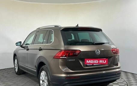 Volkswagen Tiguan II, 2018 год, 2 700 000 рублей, 6 фотография