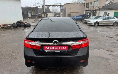 Toyota Camry, 2012 год, 1 630 000 рублей, 5 фотография