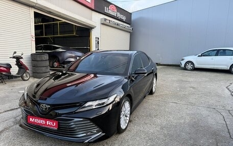 Toyota Camry, 2019 год, 2 230 000 рублей, 1 фотография