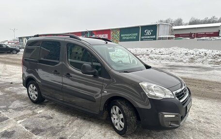 Peugeot Partner II рестайлинг 2, 2017 год, 1 250 000 рублей, 4 фотография