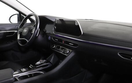 Hyundai Sonata VIII, 2020 год, 2 600 000 рублей, 9 фотография