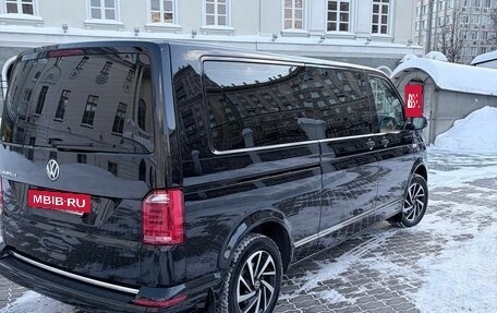 Volkswagen Caravelle T6 рестайлинг, 2019 год, 4 900 000 рублей, 4 фотография