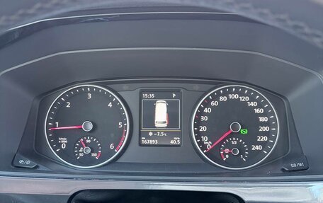 Volkswagen Caravelle T6 рестайлинг, 2019 год, 4 900 000 рублей, 10 фотография