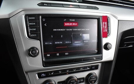 Volkswagen Passat B8 рестайлинг, 2016 год, 1 497 000 рублей, 13 фотография