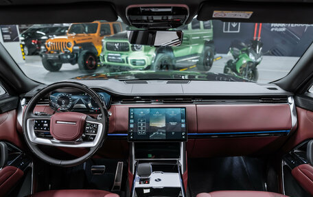 Land Rover Range Rover IV рестайлинг, 2025 год, 23 800 000 рублей, 3 фотография