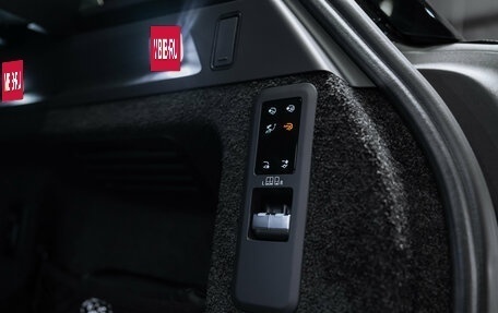 Land Rover Range Rover IV рестайлинг, 2025 год, 23 800 000 рублей, 10 фотография