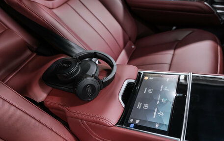 Land Rover Range Rover IV рестайлинг, 2025 год, 23 800 000 рублей, 21 фотография