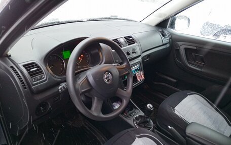 Skoda Fabia II, 2013 год, 850 000 рублей, 4 фотография